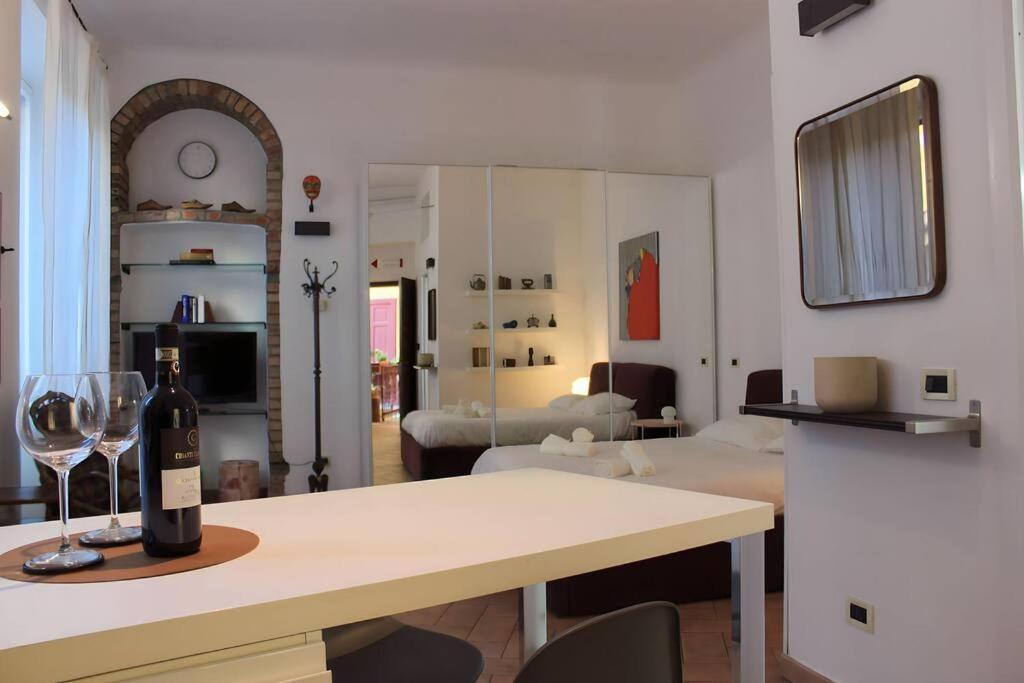 Romantica Cenisio Apartamento *